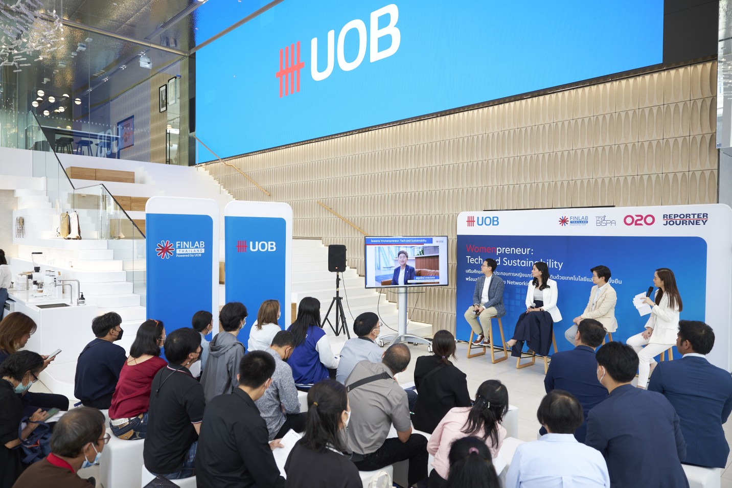 Featured Image For Uob Thailand Introduces The Womenpreneur: Tech And Sustainability Programme