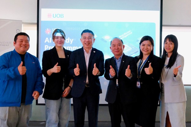 My Ai Working Team - Uob Finlab Malaysia’s Ai Ready Programme Empowers Malaysian Smes To Embrace The Future