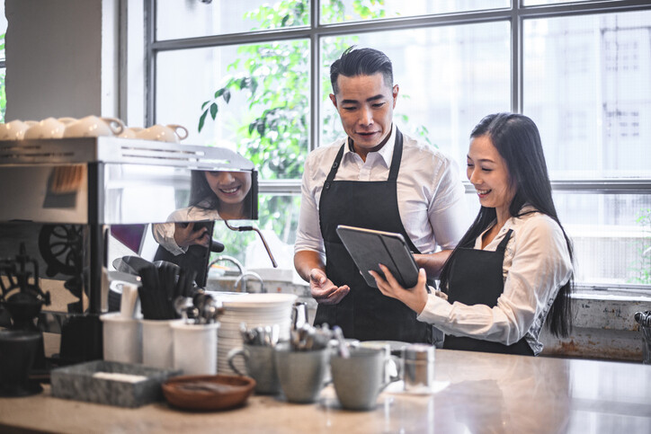 Article Image - Impactful Ai Integration For F&Amp;B And Retail ​​​​Businesses